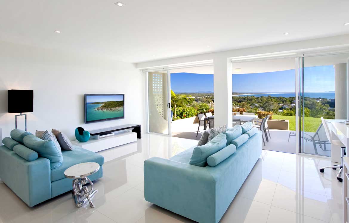 noosa crest interior